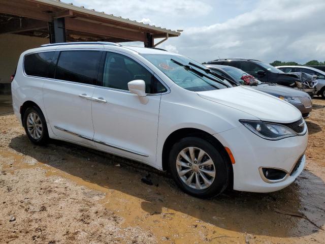2019 Chrysler Pacifica - Image 4