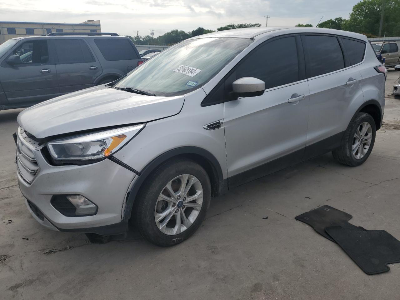 1FMCU0GD8HUD52477 2017 Ford Escape Se