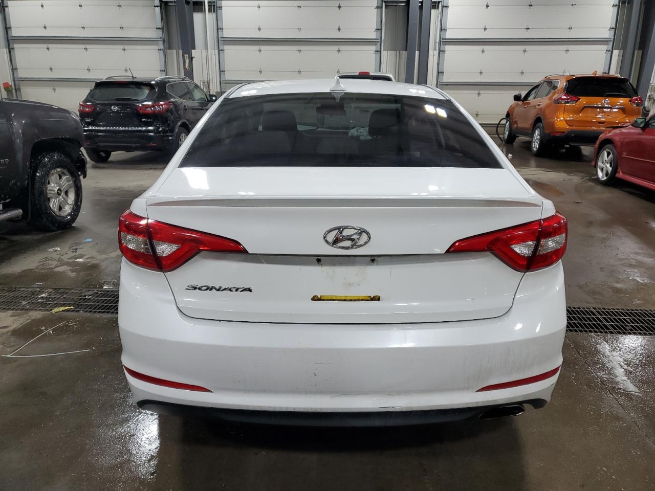 5NPE24AF3FH210663 2015 Hyundai Sonata Se