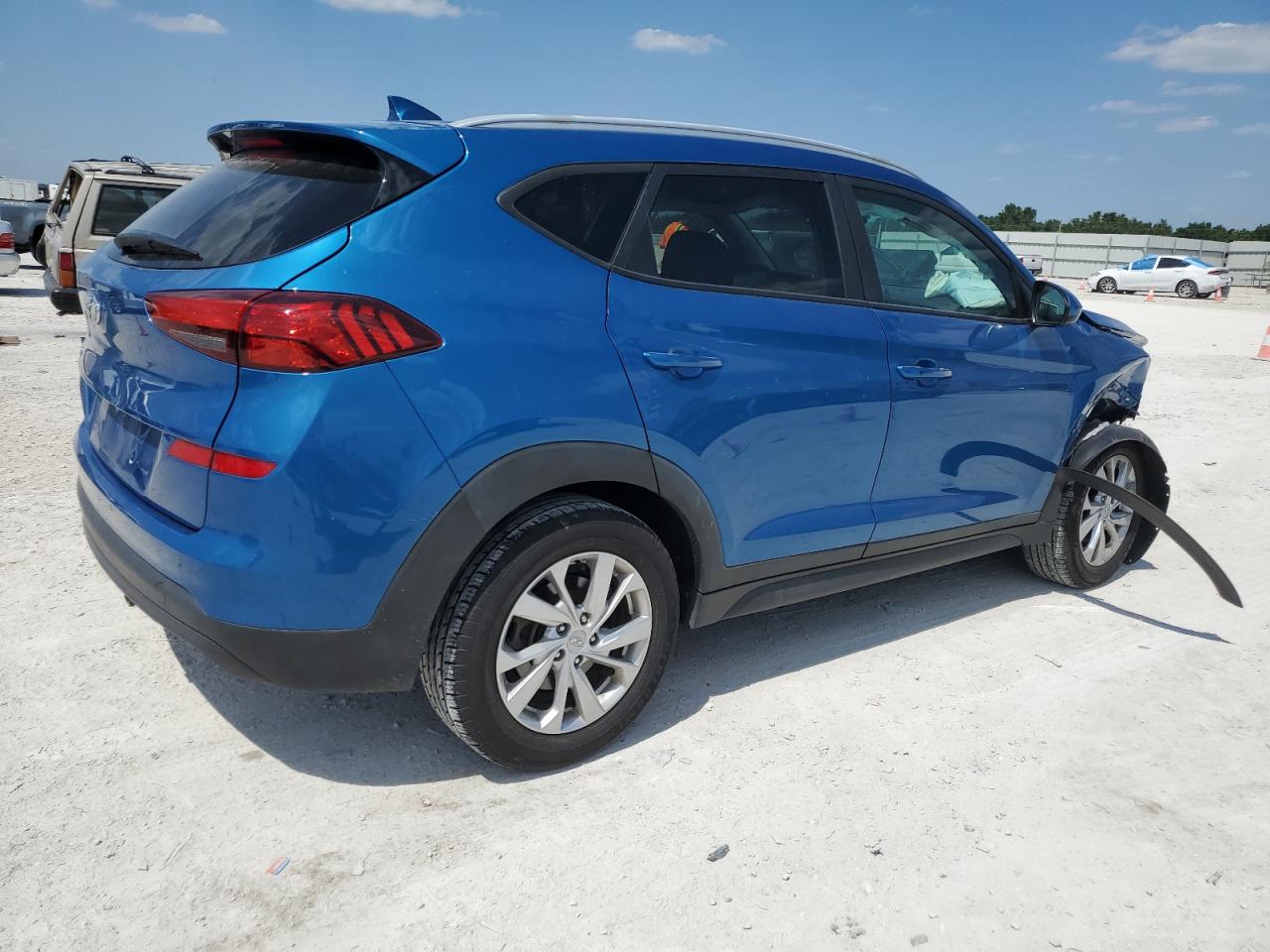 KM8J33A42KU979493 2019 Hyundai Tucson Limited