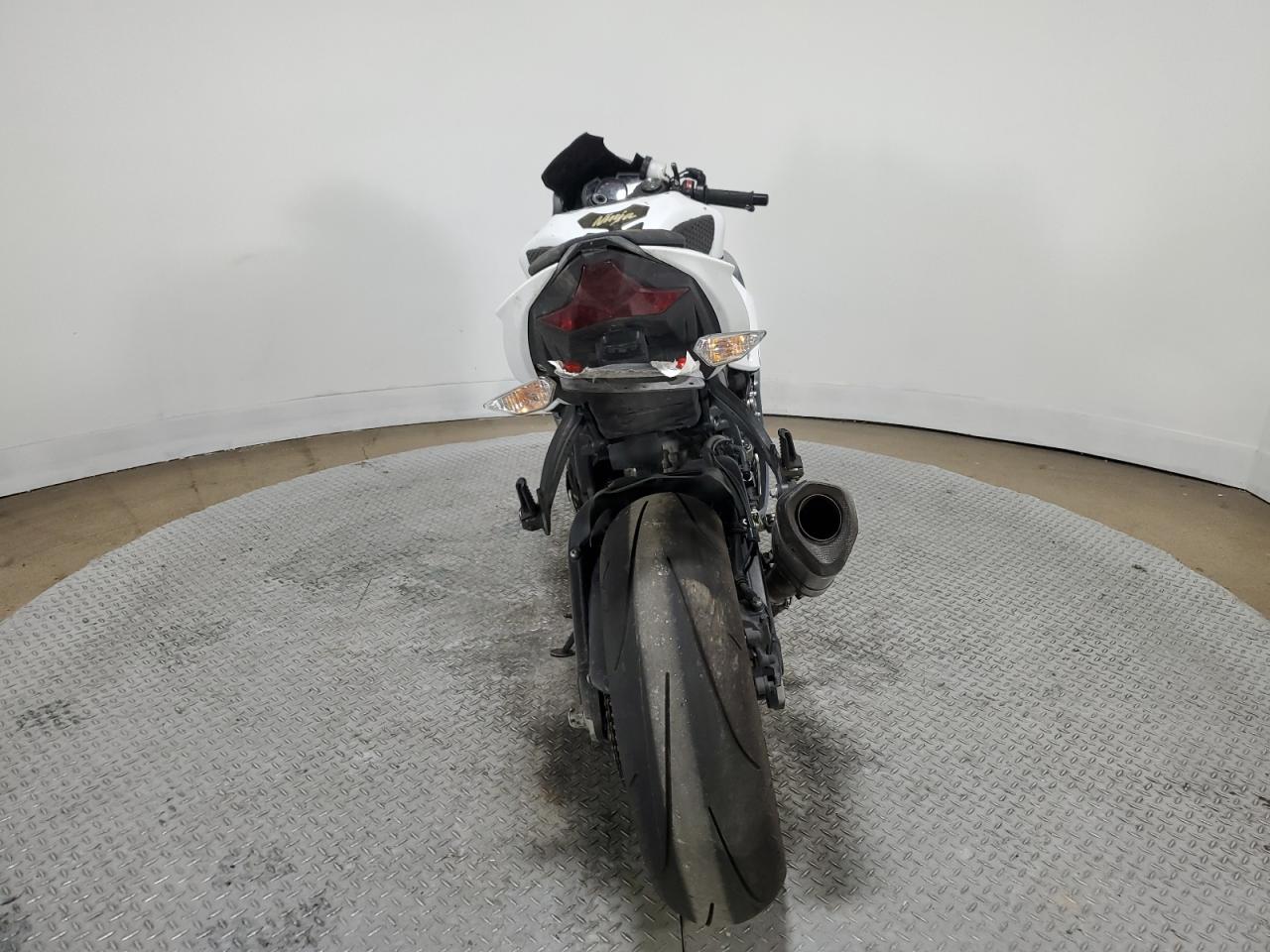 Price & History 2021 Kawasaki Zx636 K 4 vin