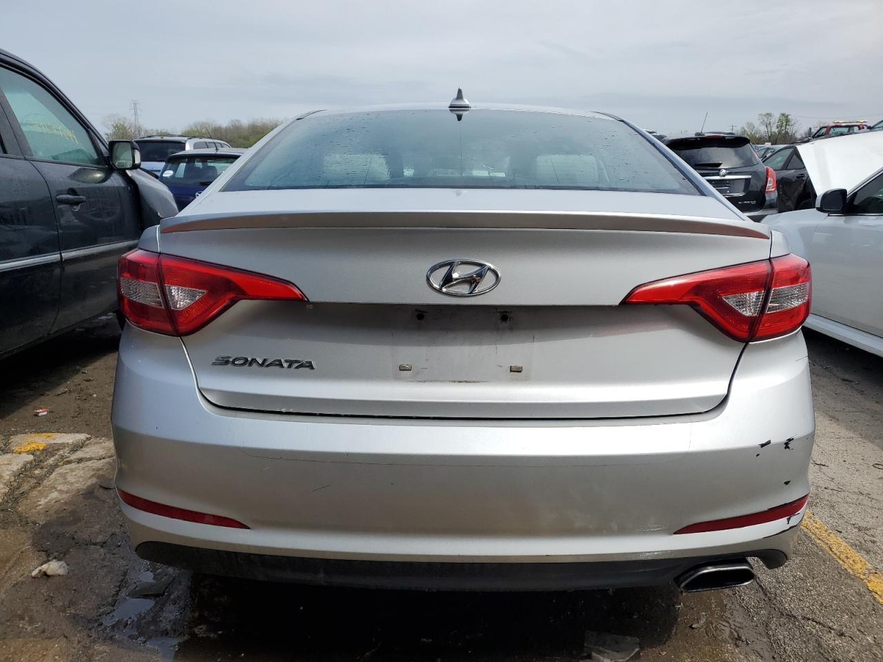 5NPE24AF6FH055798 2015 Hyundai Sonata Se