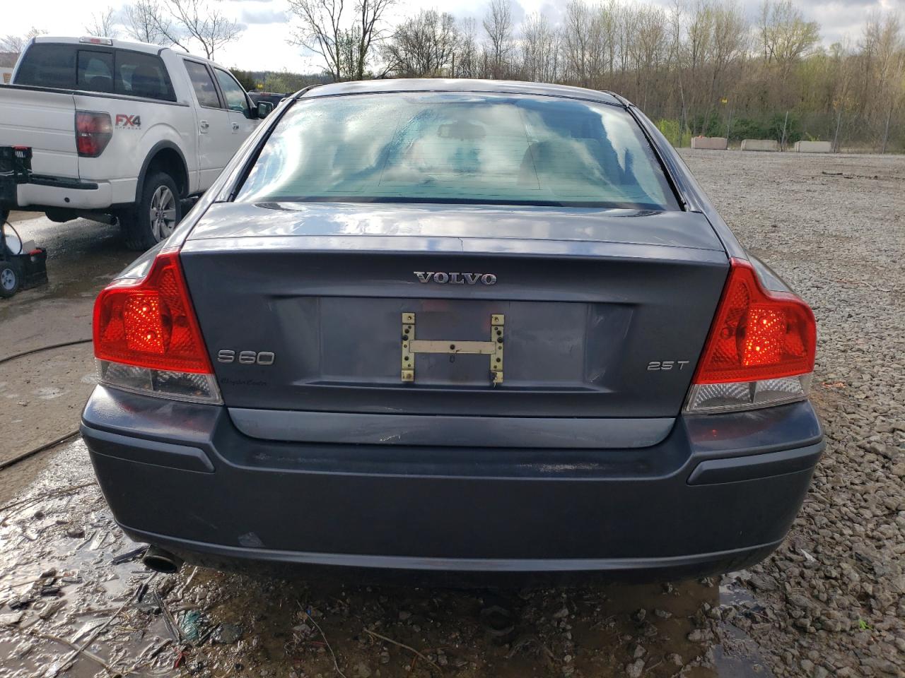 YV1RS592652426087 2005 Volvo S60 2.5T