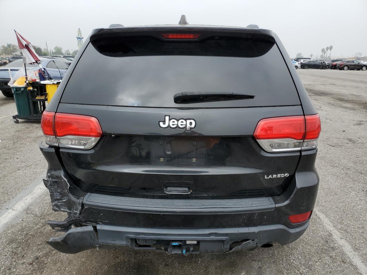 1C4RJEAGXFC686116 2015 Jeep Grand Cherokee Laredo