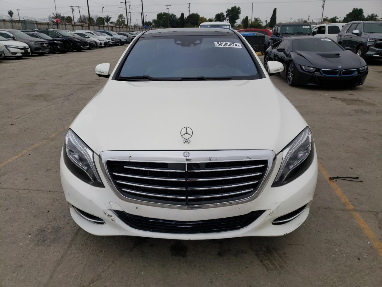 2016 Mercedes-Benz S 550 vin: WDDUG8CB8GA241324