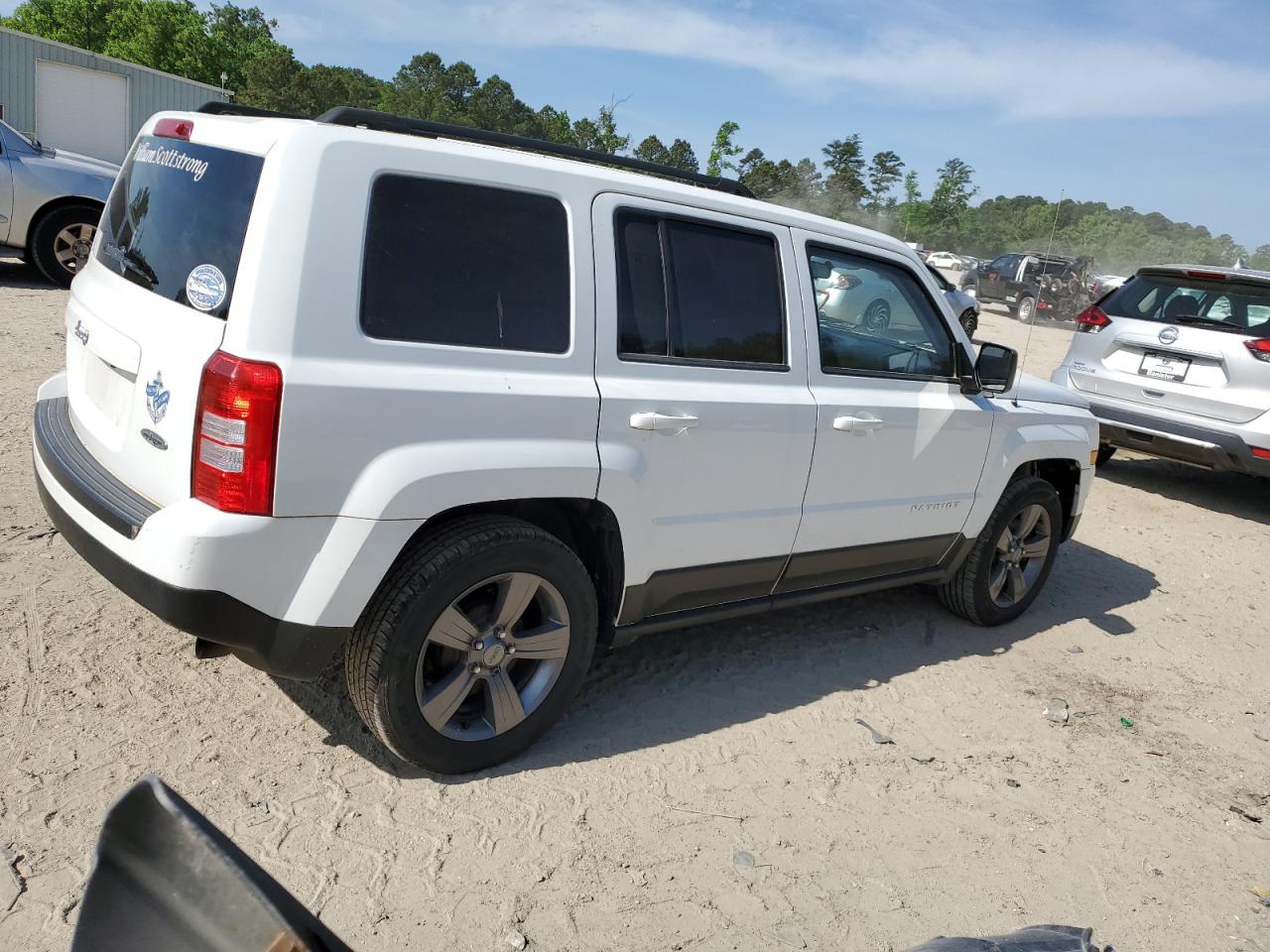 2014 Jeep Patriot Latitude vin: 1C4NJPFAXED853484