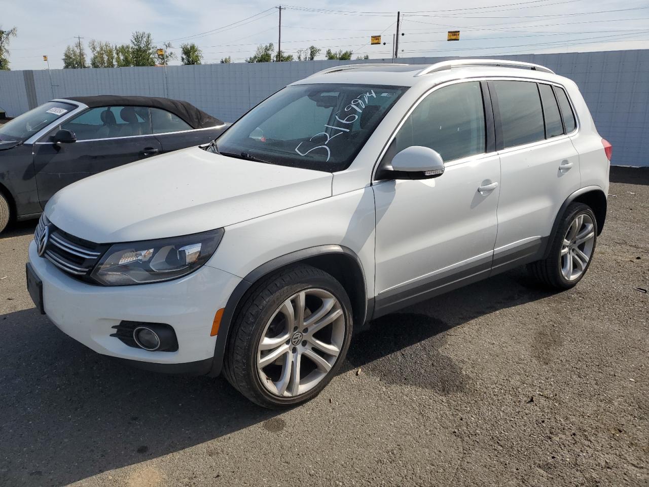 WVGBV7AX7GW558798 2016 Volkswagen Tiguan S