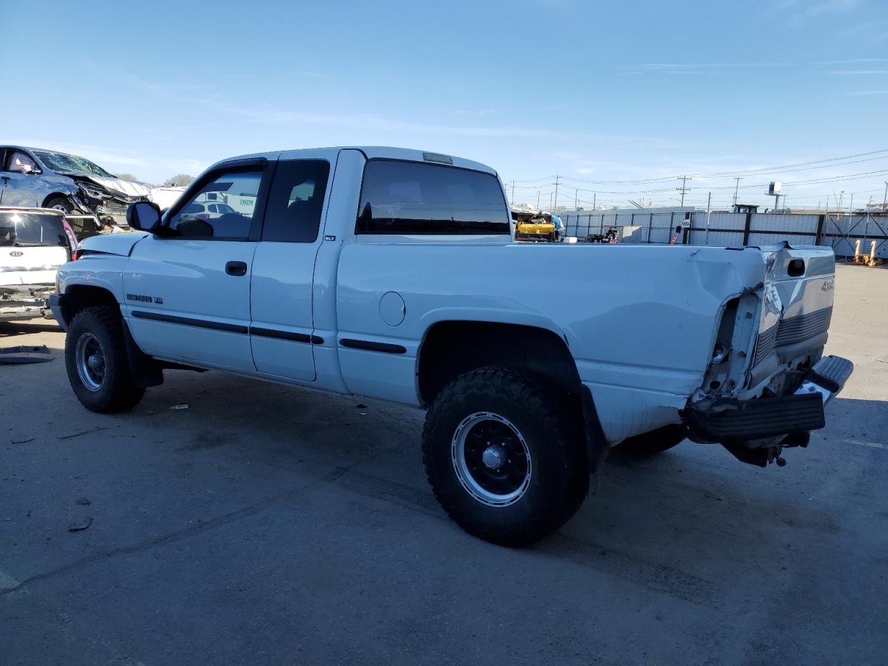 1B7HF13Z7WJ230929 1998 Dodge Ram 1500