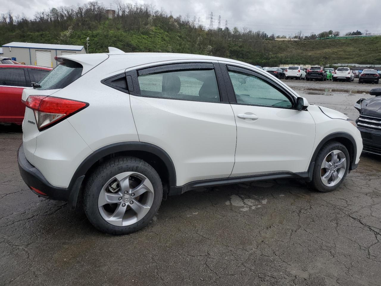 3CZRU6H38NM768904 2022 Honda Hr-V Lx