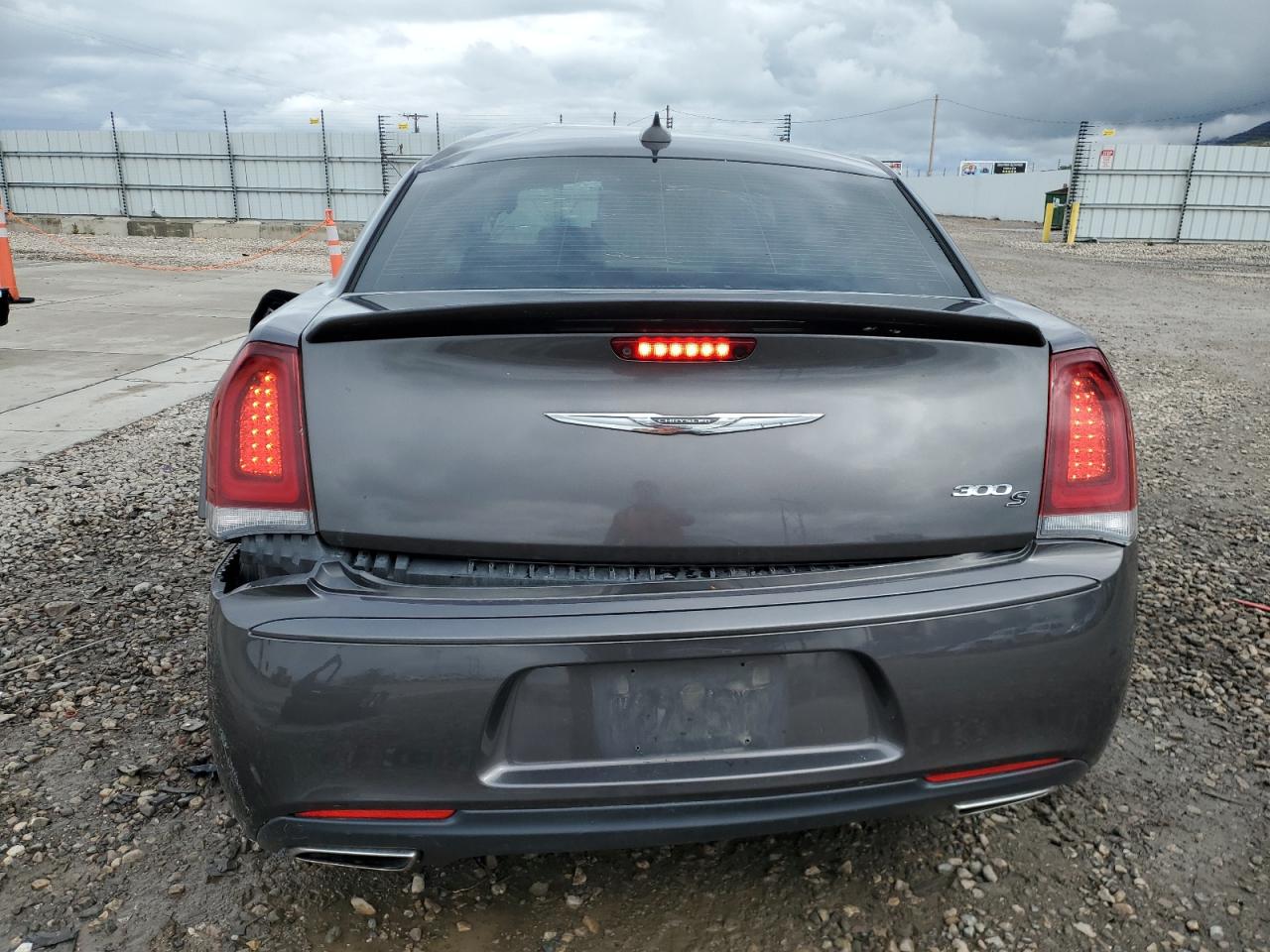 2C3CCABG1KH533675 2019 Chrysler 300 S