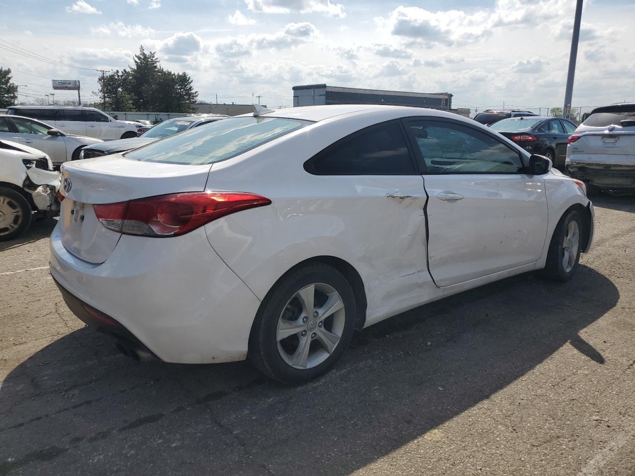 KMHDH6AE7DU000384 2013 Hyundai Elantra Coupe Gs
