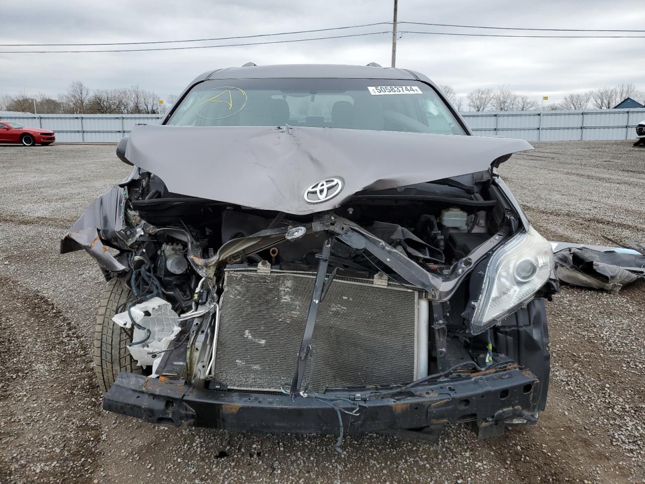 5TDZZ3DCXHS818282 2017 Toyota Sienna