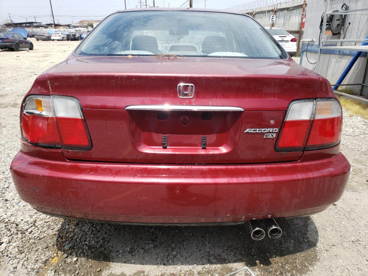 1HGCD5650TA106496 1996 Honda Accord Ex