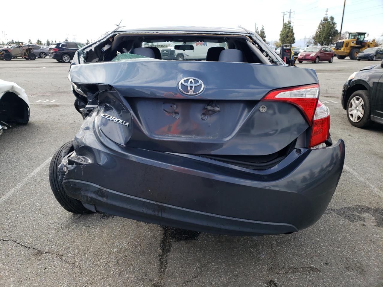 2016 Toyota Corolla L vin: 5YFBURHE9GP434211