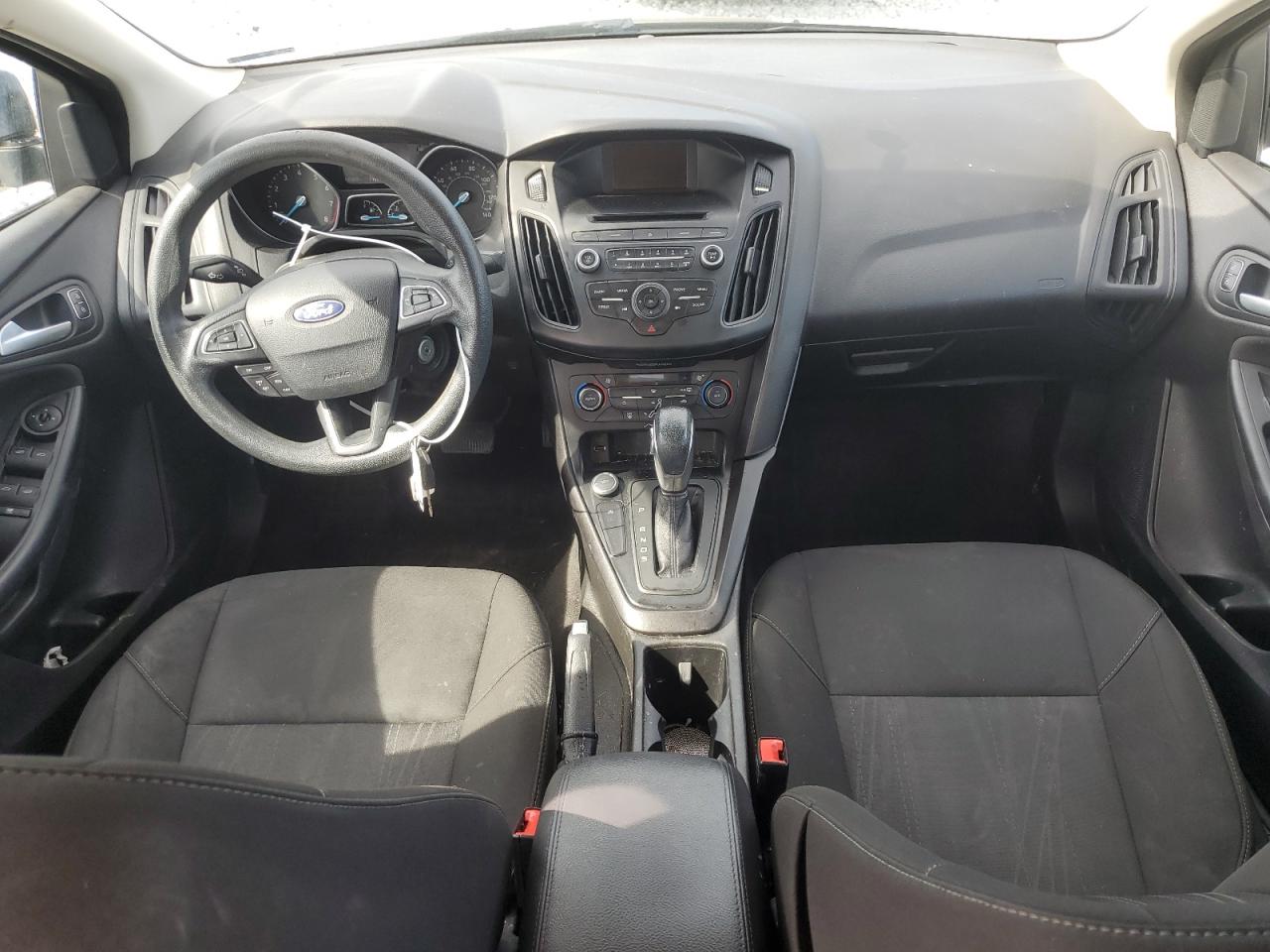 1FADP3FE1HL294476 2017 Ford Focus Se