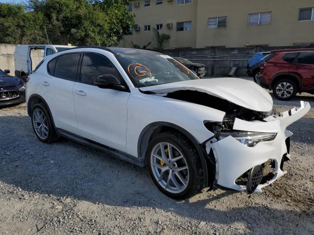 Lot #2459572115 2019 ALFA ROMEO STELVIO TI salvage car