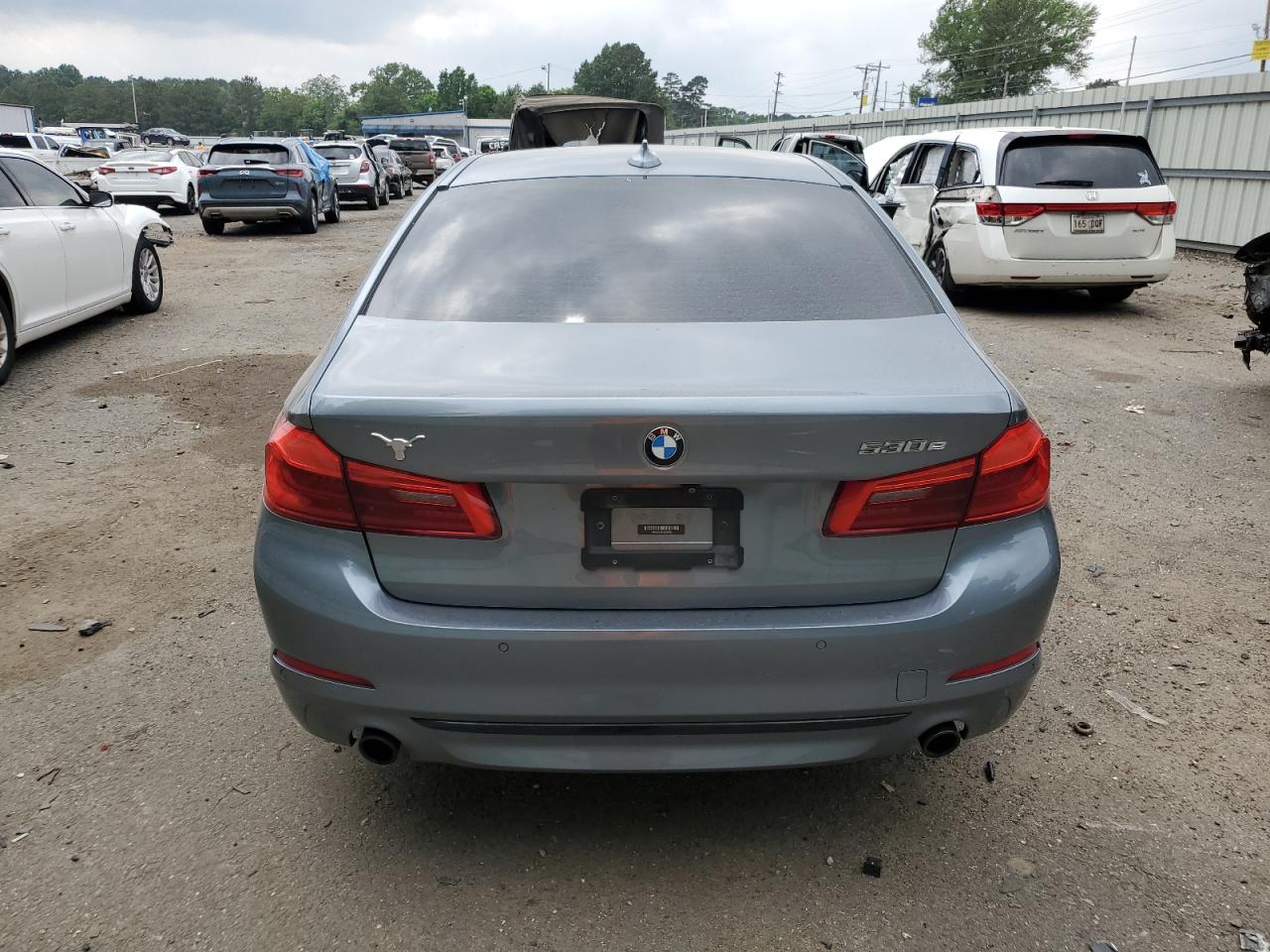 WBAJA9C59JB034552 2018 BMW 530E