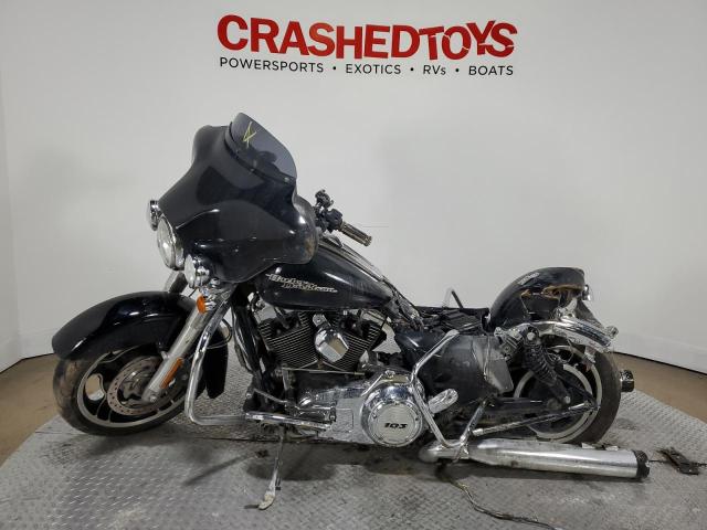 2011 HARLEY-DAVIDSON FLHX - 1HD1KBM16BB658408