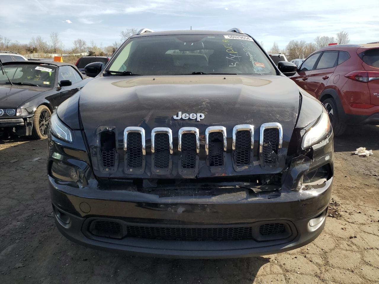 1C4PJMCB9HW557191 2017 Jeep Cherokee Latitude