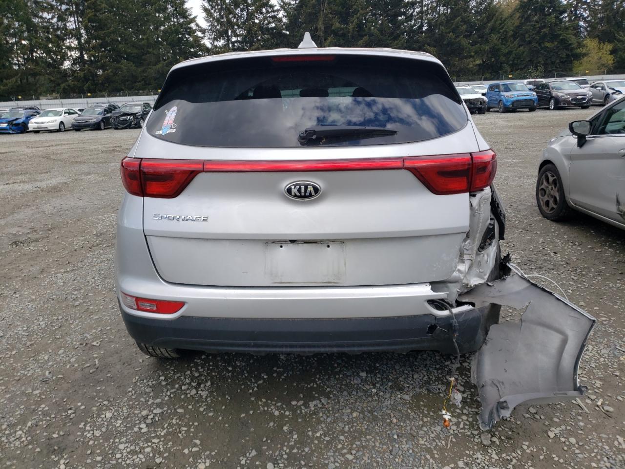 2019 Kia Sportage Lx vin: KNDPMCAC8K7592593