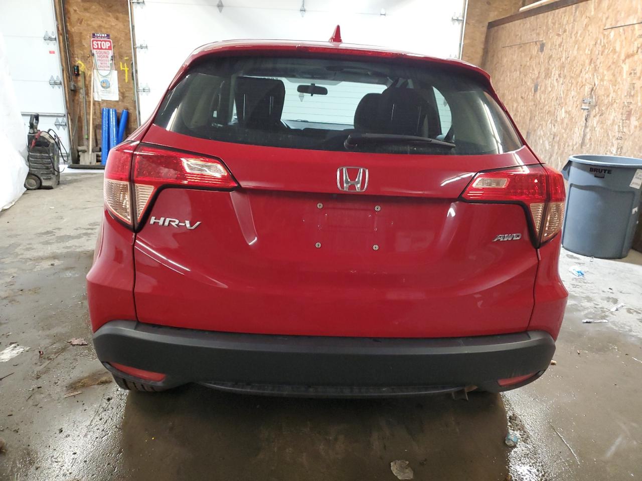 3CZRU6H3XJG703626 2018 Honda Hr-V Lx