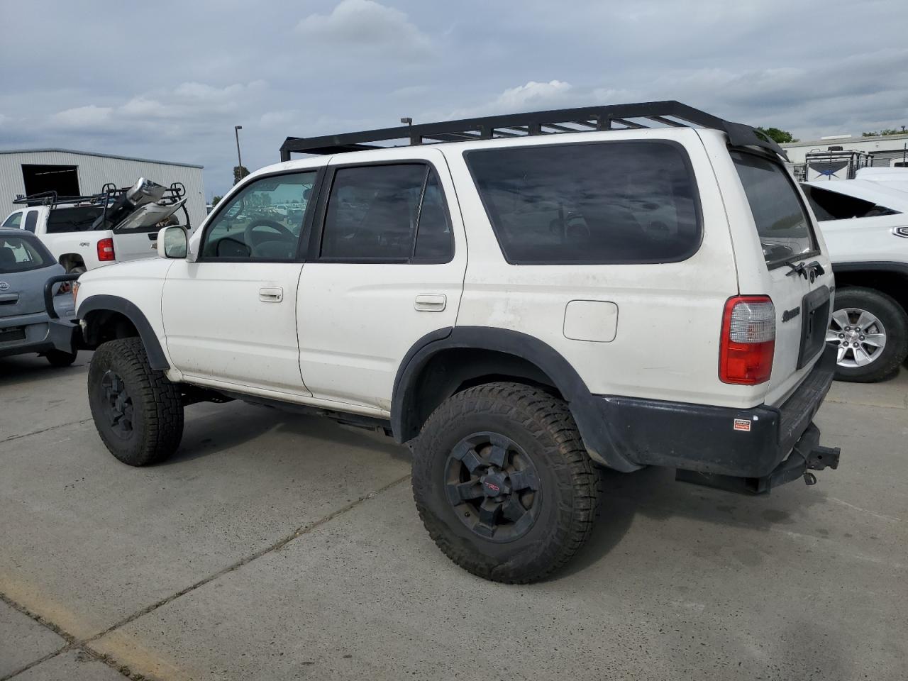 JT3HN86R5Y0291667 2000 Toyota 4Runner Sr5