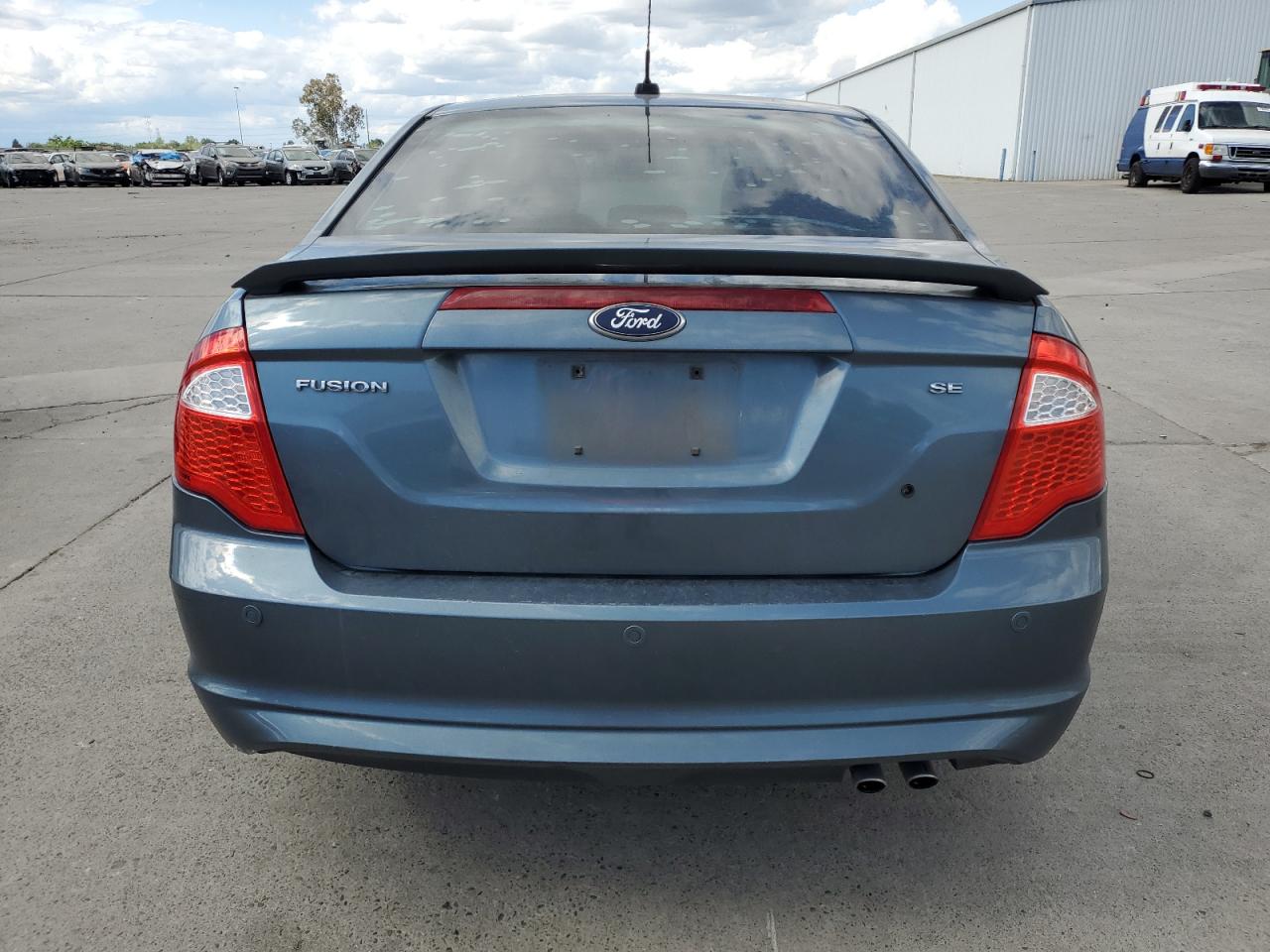 3FAHP0HAXBR184822 2011 Ford Fusion Se