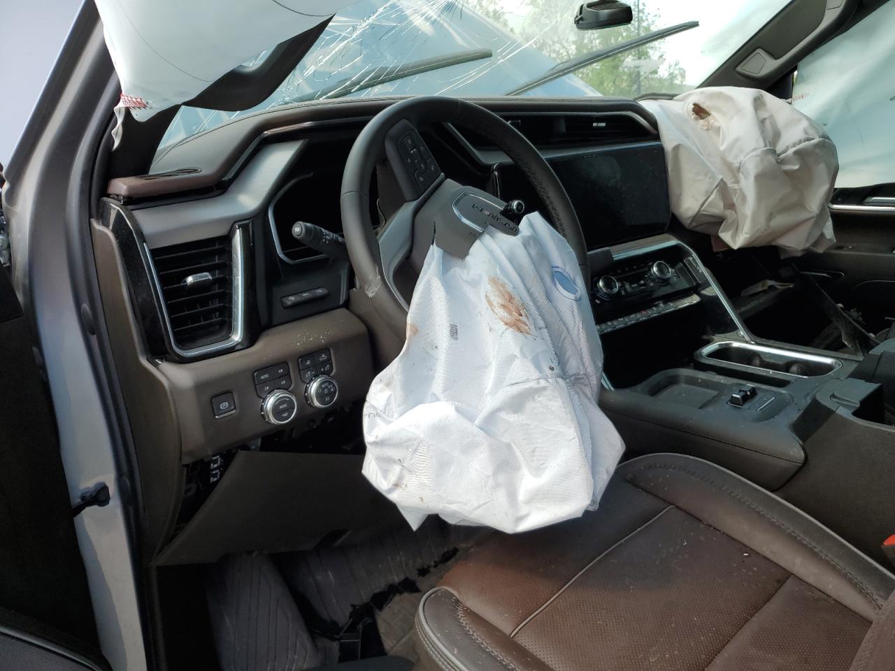 1GT49REYXRF218208 2024 GMC Sierra K2500 Denali