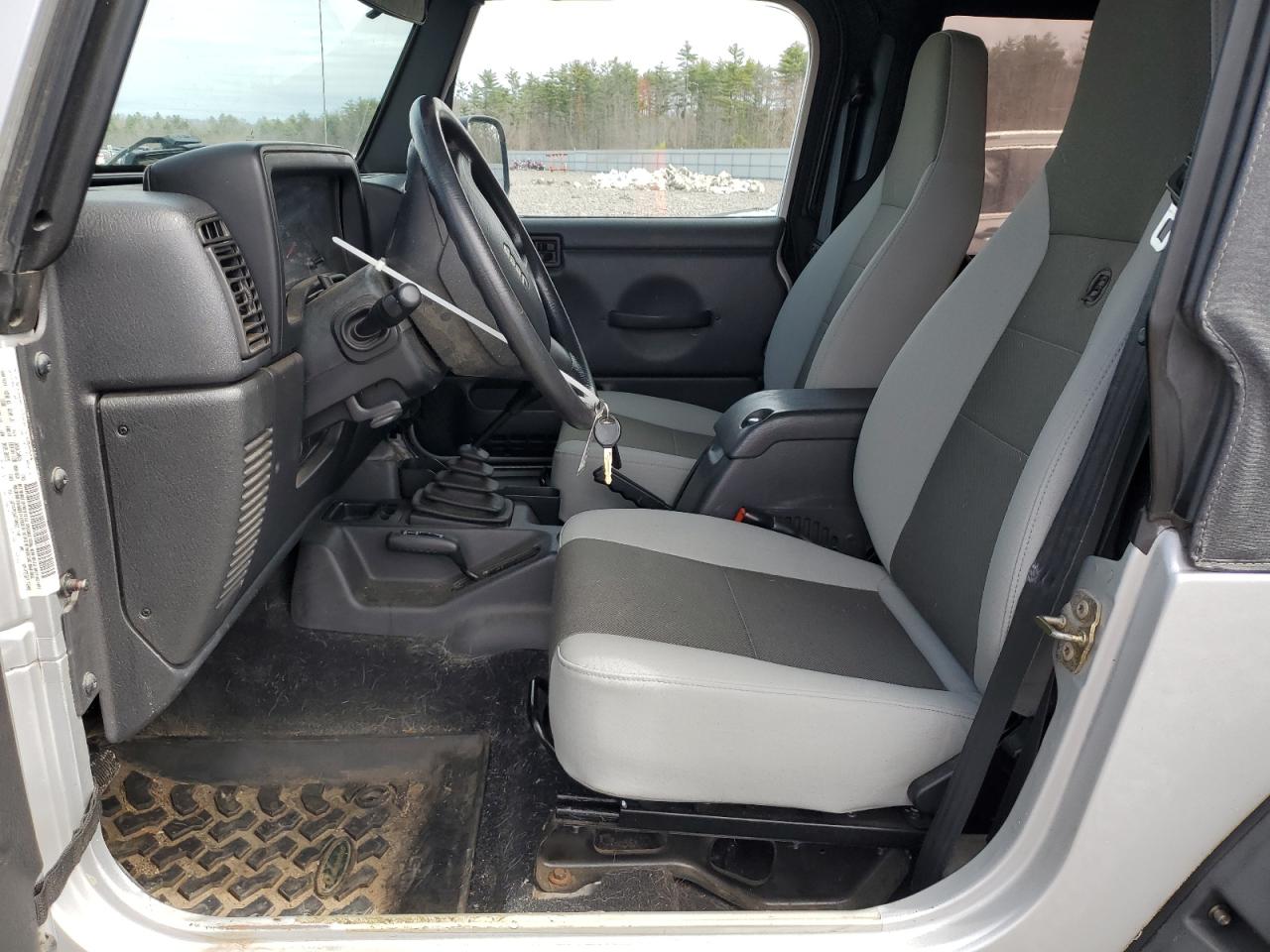 1J4FA49S44P798061 2004 Jeep Wrangler / Tj Sport