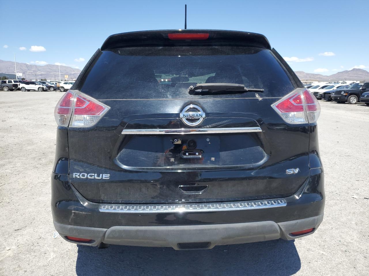 2015 Nissan Rogue S vin: 5N1AT2MT6FC802616