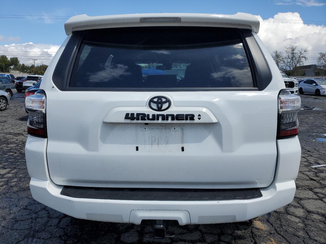 2023 Toyota 4Runner Sr5 vin: JTEEU5JR4P5297061