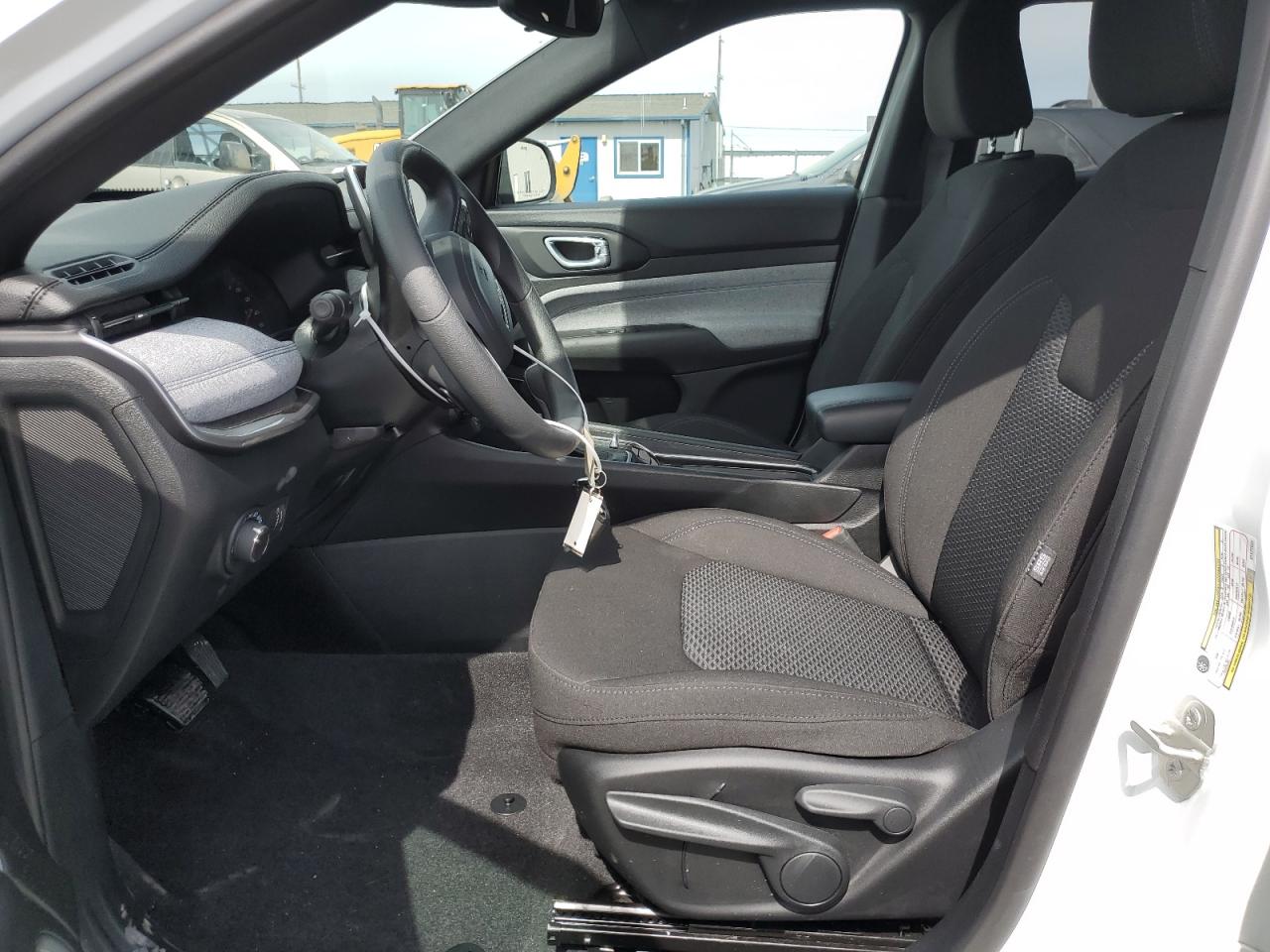 3C4NJDAN0PT575023 2023 Jeep Compass Sport