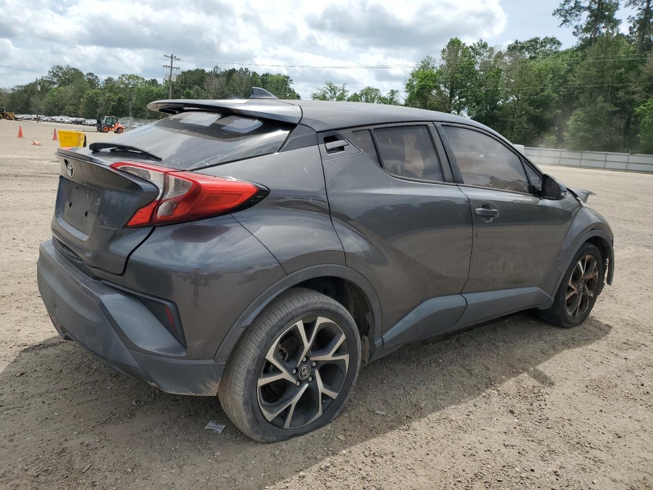 2018 Toyota C-Hr Xle vin: NMTKHMBX2JR051130