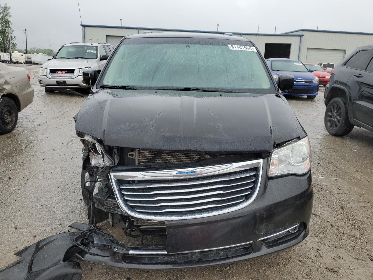 2014 Chrysler Town & Country Touring vin: 2C4RC1BG5ER330017