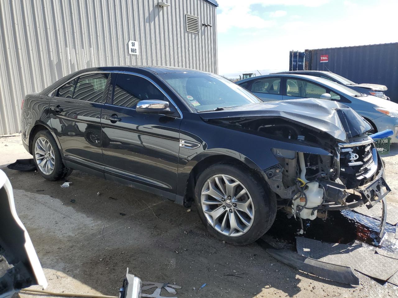 1FAHP2F87EG114055 2014 Ford Taurus Limited