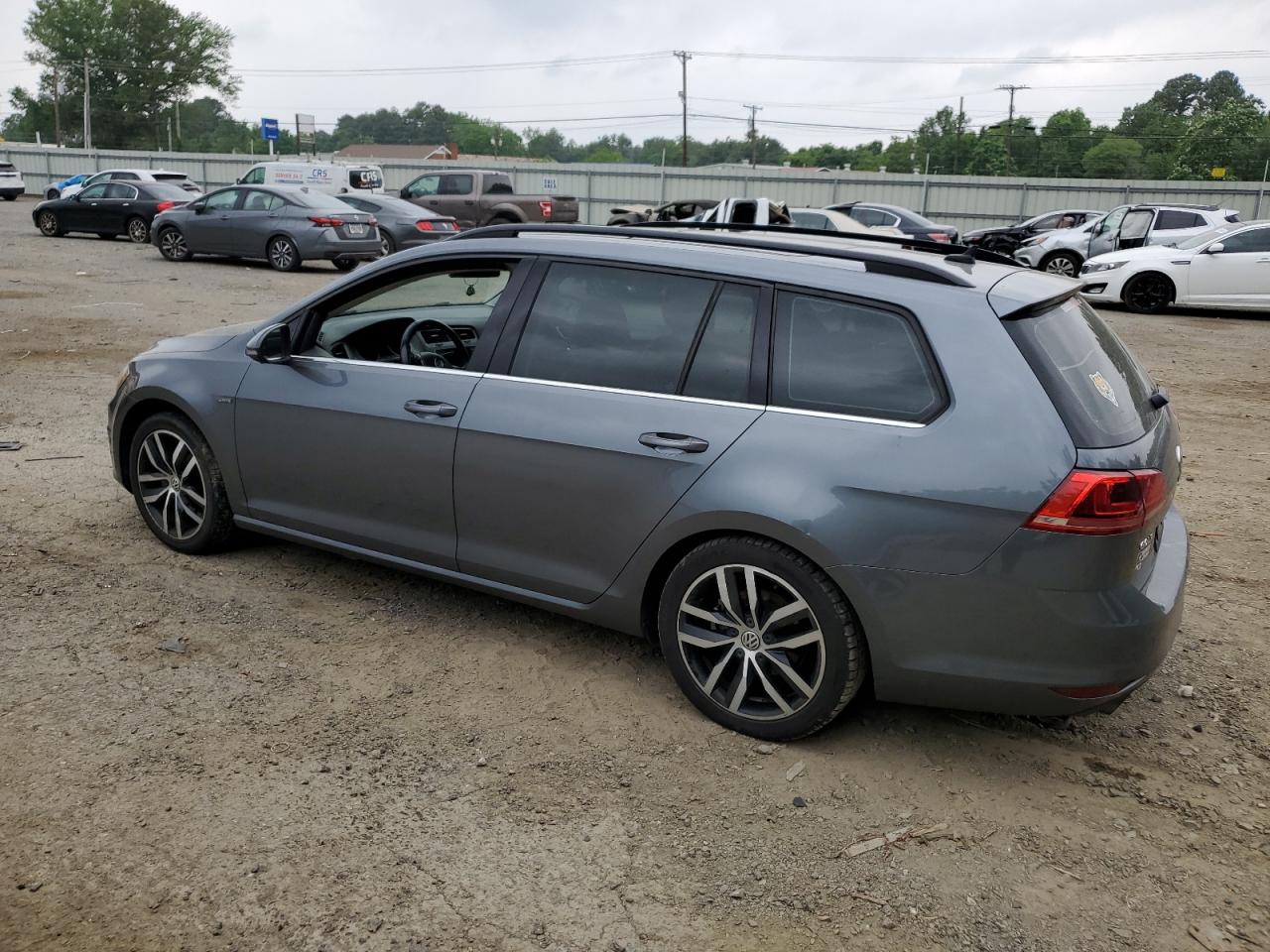 3VWC17AU3GM520444 2016 Volkswagen Golf Sportwagen S