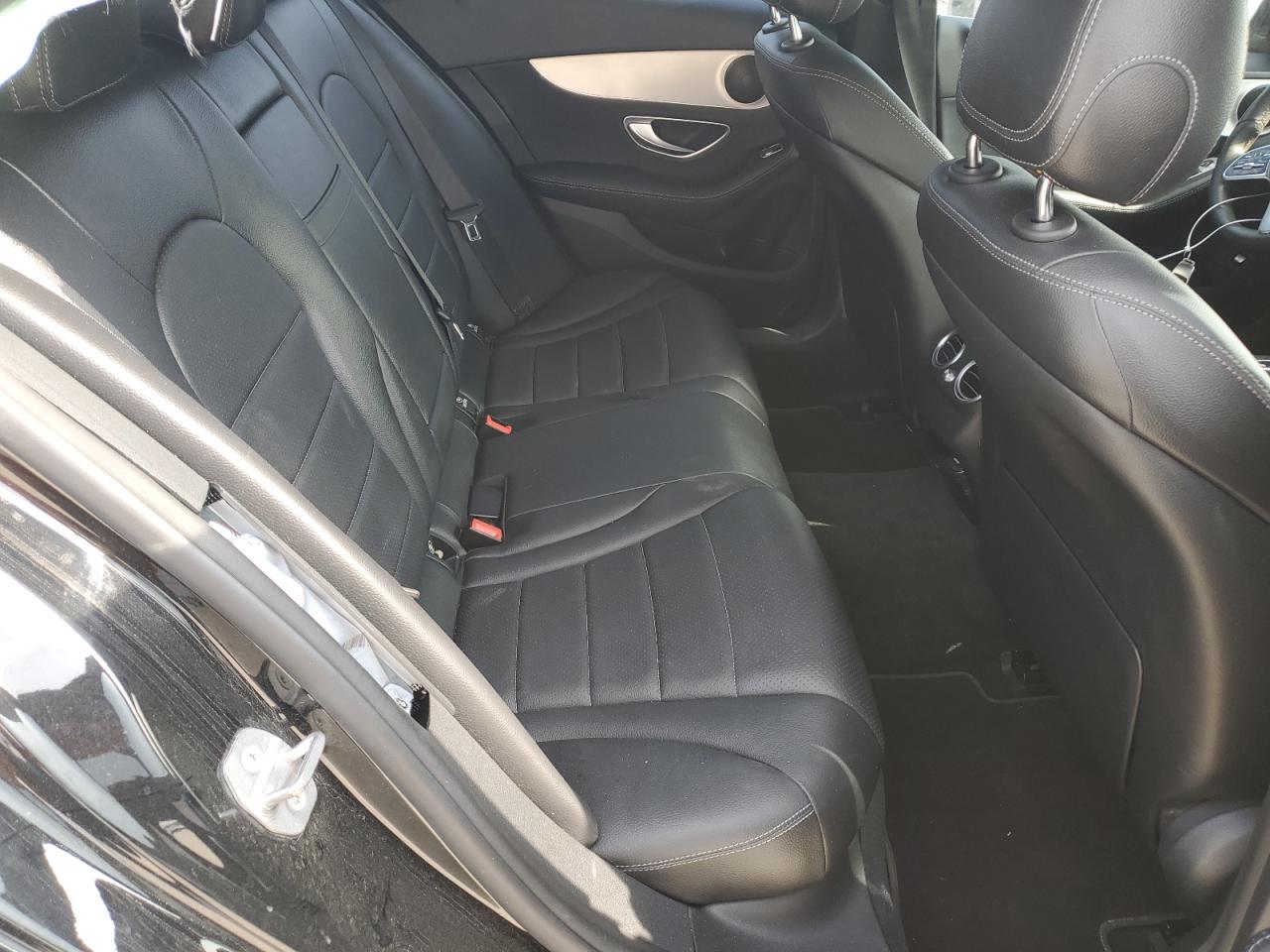 55SWF8DB1KU287189 2019 Mercedes-Benz C 300
