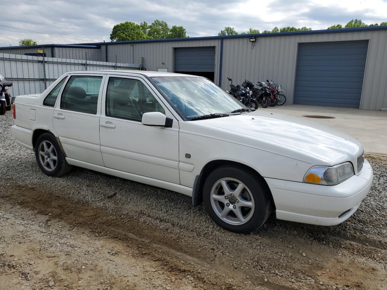 YV1LS55A4X2614211 1999 Volvo S70