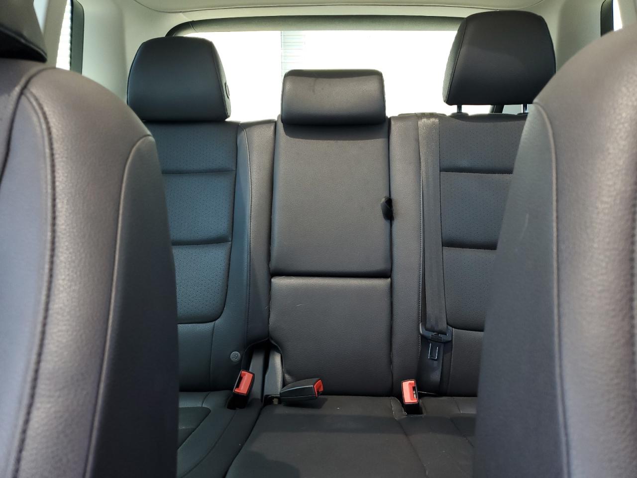 WVGRV7AX6HK022285 2017 Volkswagen Tiguan Wolfsburg