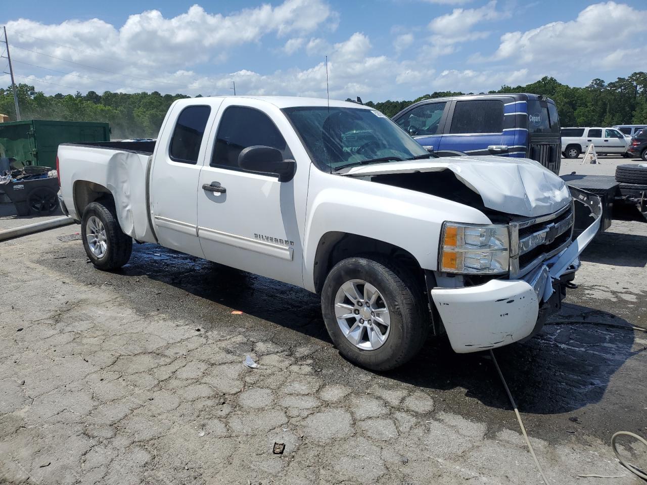 1GCRCREA6BZ103541 2011 Chevrolet Silverado C1500 Ls