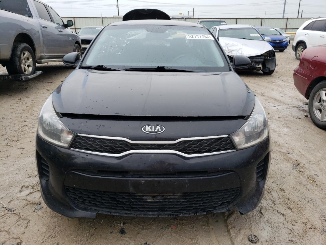 3KPA24AB1JE073392 2018 Kia Rio Lx