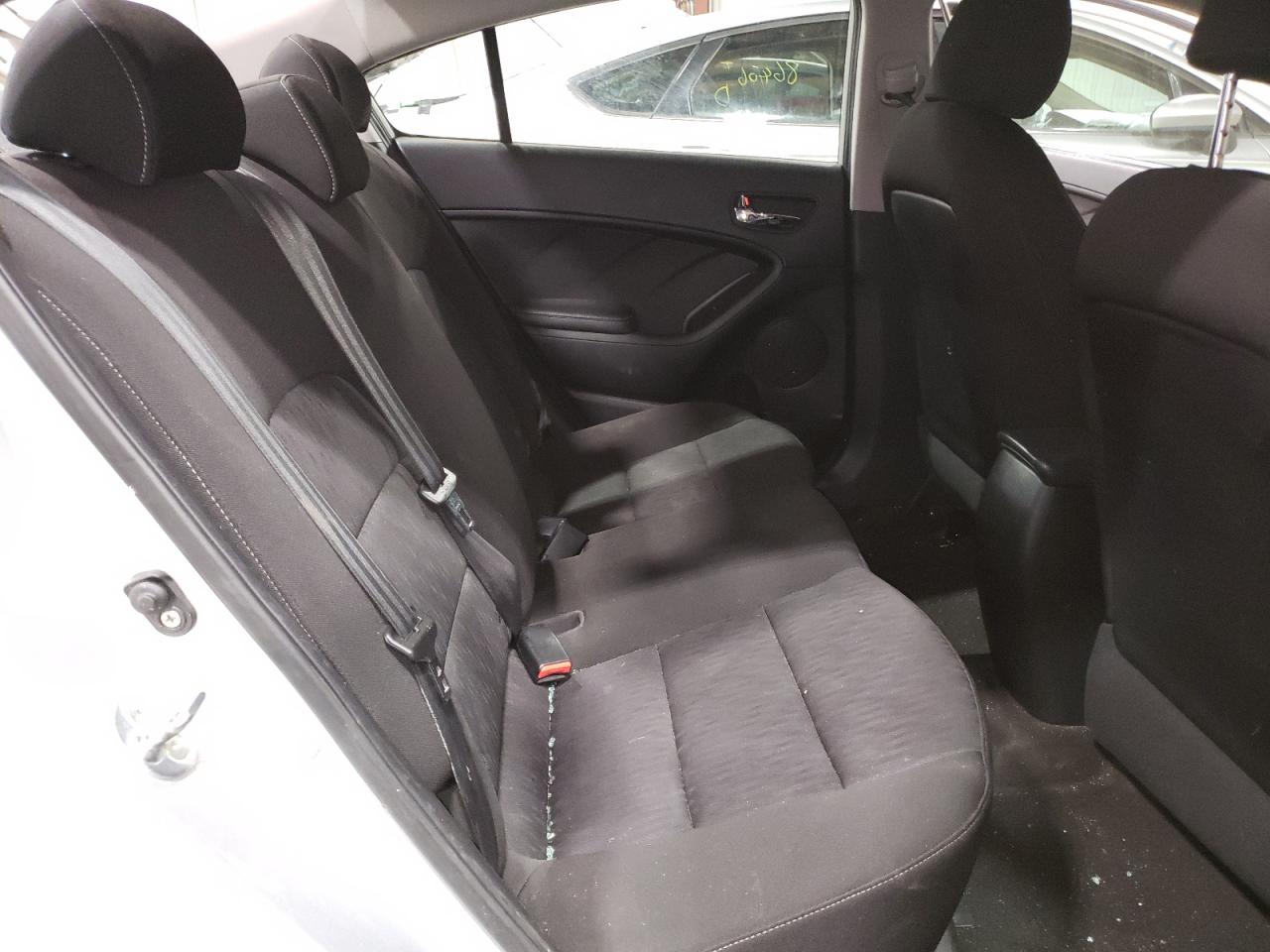 KNAFK4A6XG5619052 2016 Kia Forte Lx