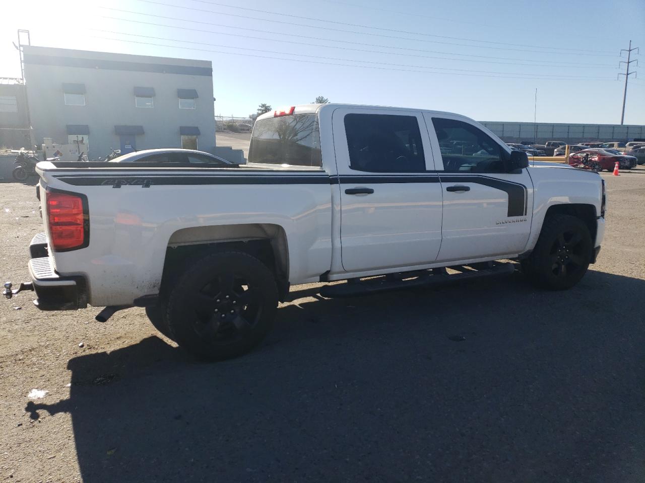 2018 Chevrolet Silverado K1500 Custom vin: 3GCUKPEC1JG482286