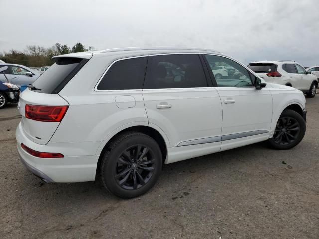 VIN WA1LAAF7XKD045148 2019 Audi Q7, Premium Plus no.3