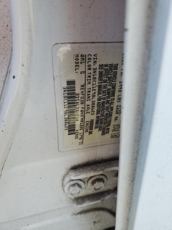 3N1BC11E98L388623 2008 Nissan Versa S