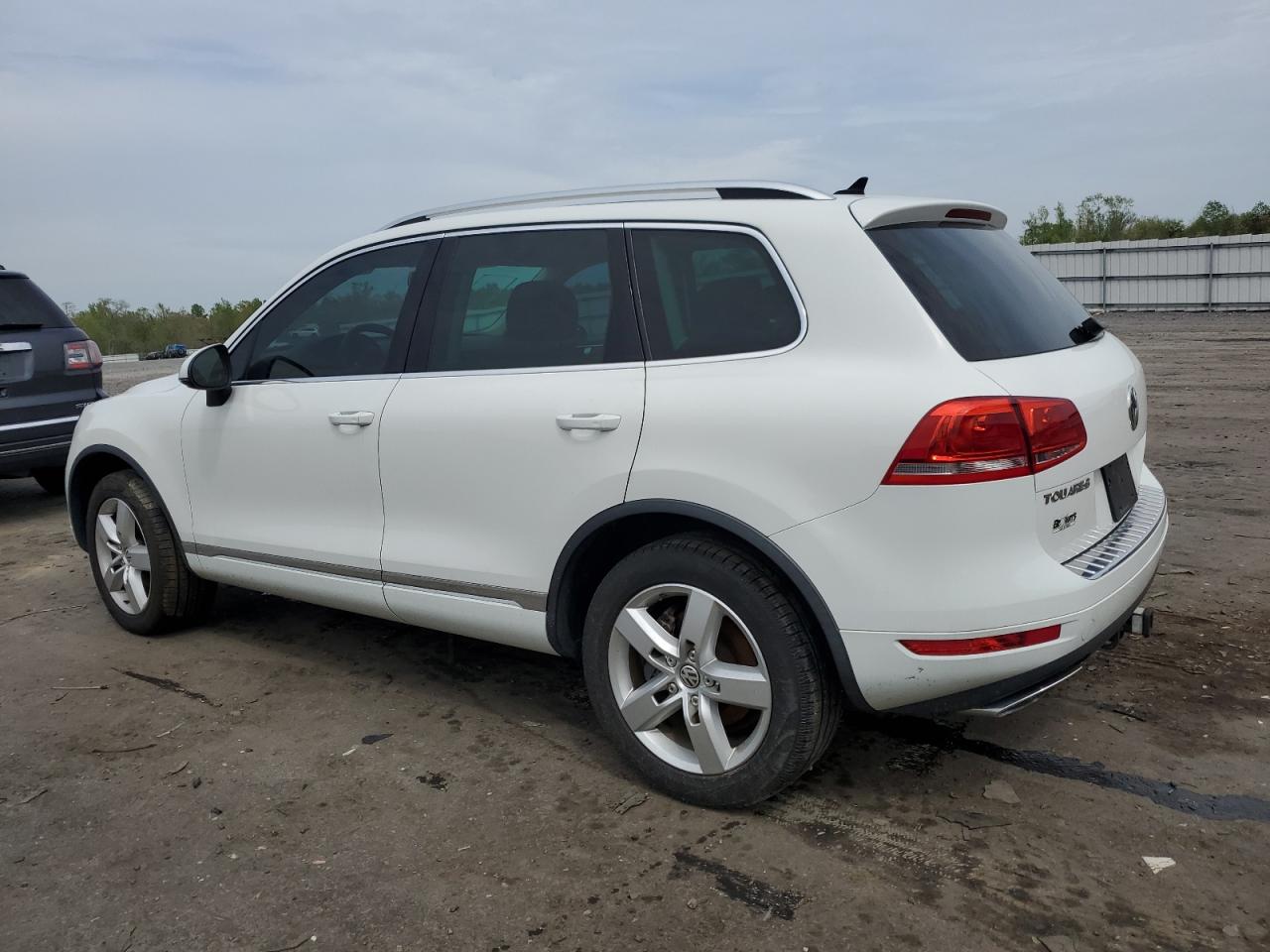 WVGEP9BP1ED006322 2014 Volkswagen Touareg V6 Tdi