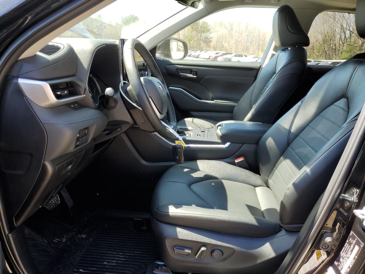 5TDKDRBH7PS522300 2023 Toyota Highlander L