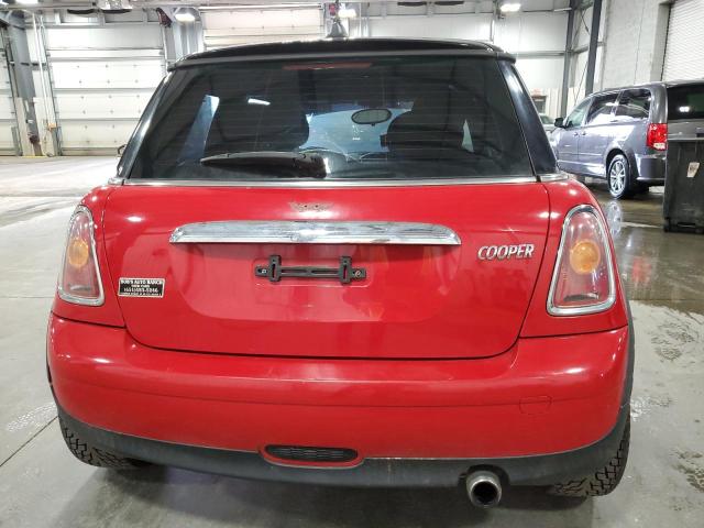 2008 Mini Cooper VIN: WMWMF335X8TU65725 Lot: 51027224