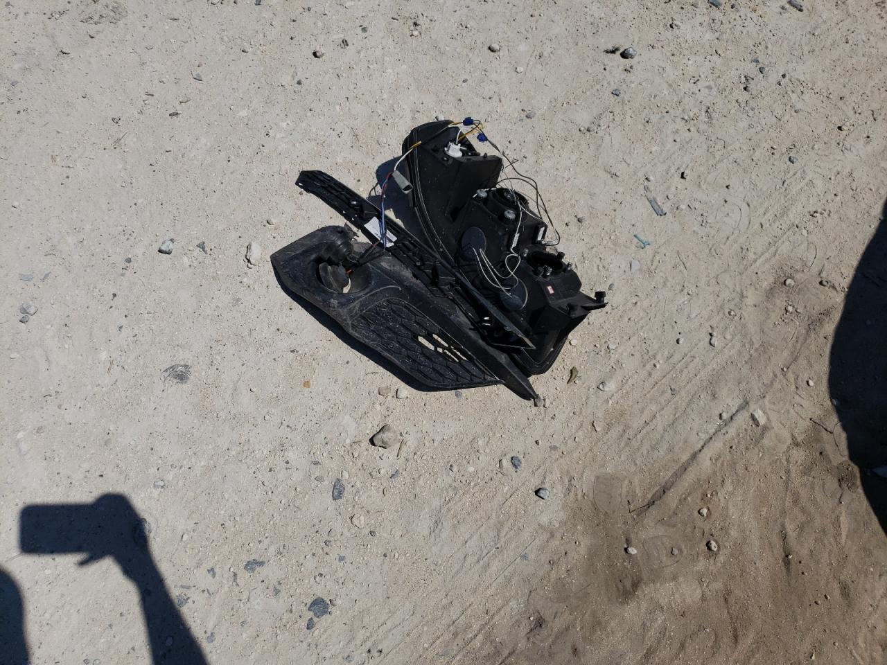 2G1WF52E119251219 2001 Chevrolet Impala