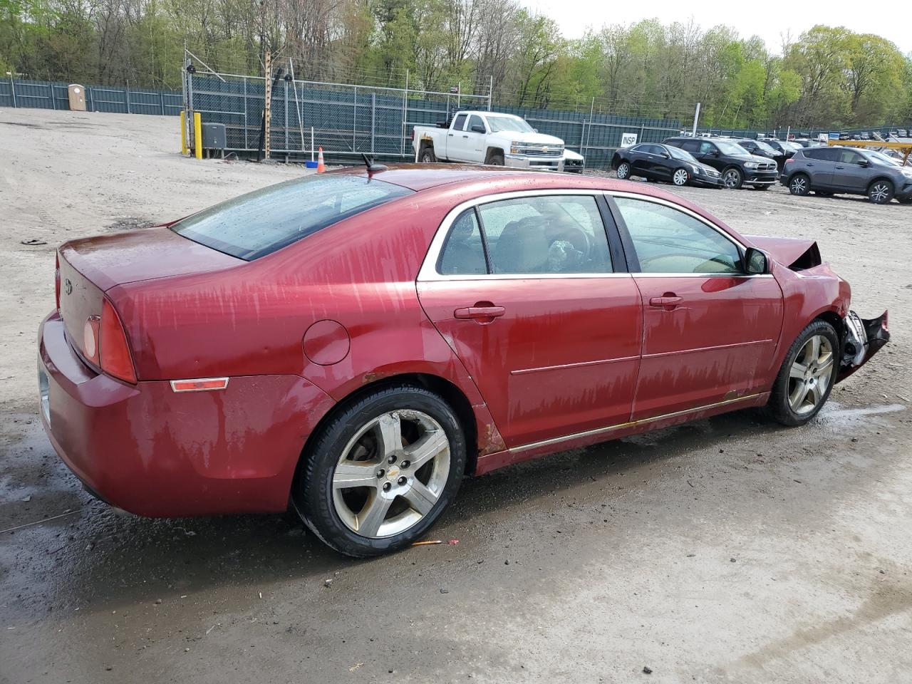 1G1ZD5E74BF229787 2011 Chevrolet Malibu 2Lt